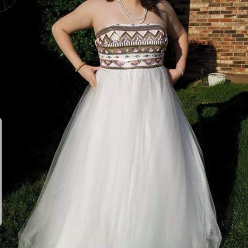 Glorious prom dress!!